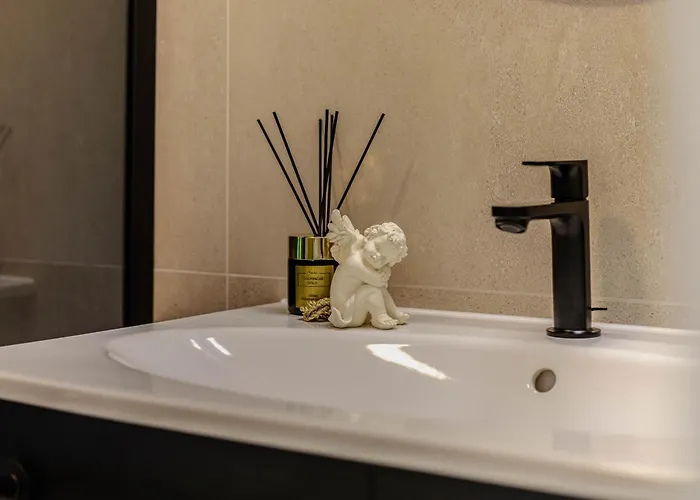 Monfrina 3 Luxury In The Old Town Near Lejlighed